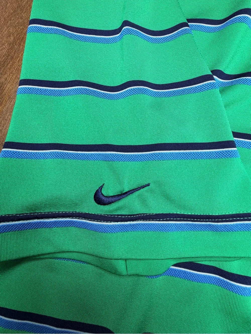 Nike classic collared